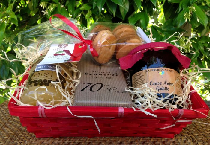 Panier "cerise, chocolat, miel"